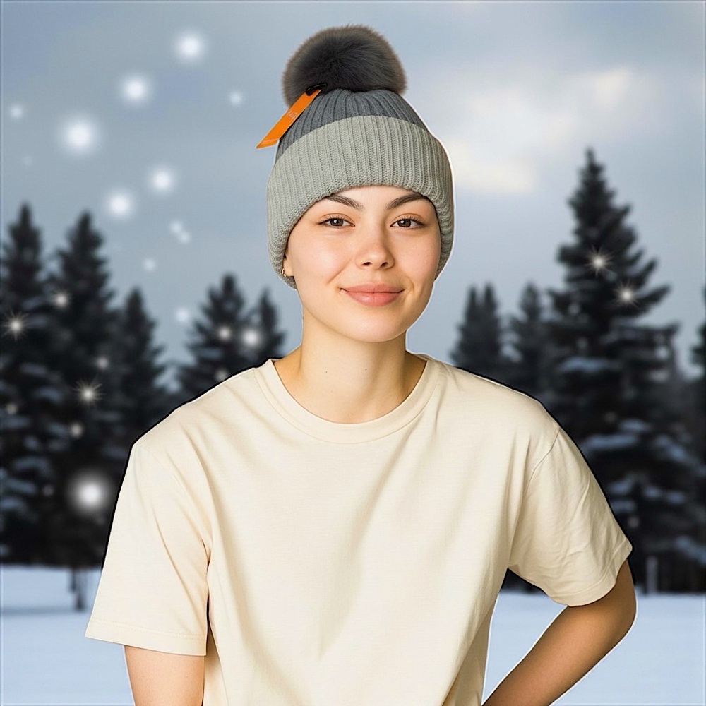 Warm Thick Winter Faux Fur Pom Hat Cap Beanie Head Accessory Deadstock Retro